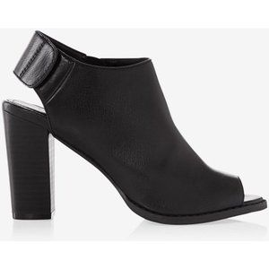 Open Toe Ankle Strap Heeled Runway Clog